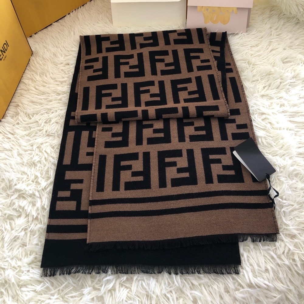 Fendi Scarf (Free Dior Lip Glow & Thank You Card) - Picture 5 of 7